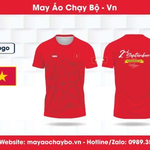 Áo chạy bộ đỏ thiết kế Việt Nam mừng Quốc Khánh 2/9